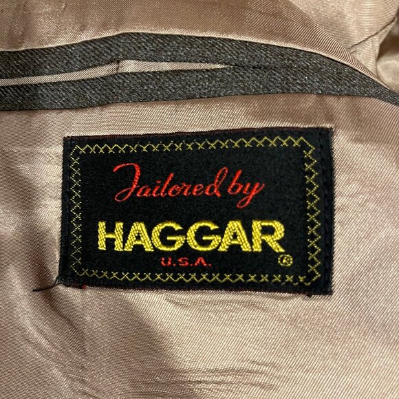 Men's Suit Jacket and Vest - Picture 3 of 6